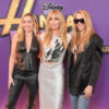 Brandi Cyrus,Miley Cyrus,Tish Cyrus-Purcell