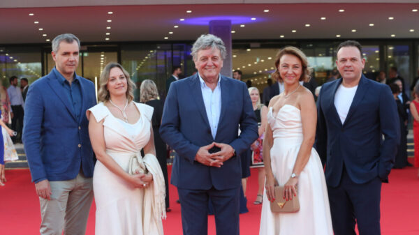 Bajić Jočić naglašava priče o časti i dostojanstvu u filmu – čast i dostojanstvo