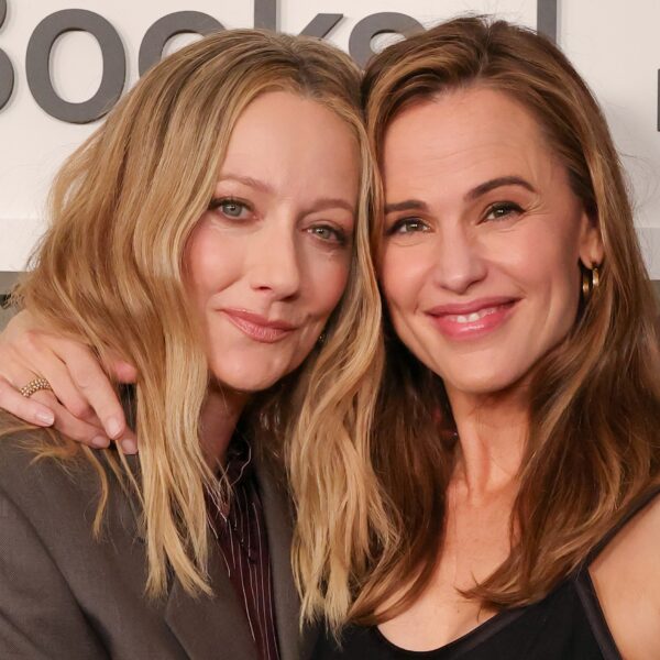 Jennifer Garner i Judy Greer vraćaju se u Netflix reboot '13 Going on 30' sa novom postavom
