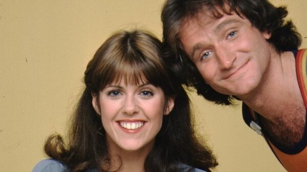 ABC ograničio razvoj likova u seriji 'Mork and Mindy', fokus na Robin Williamsa (VIDEO) – Pam Dawber Mork and Mindy