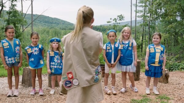 Meghan Markle i princ Hari producirali dokumentarac 'Cookie Queens' o fenomenu Girl Scout Cookies