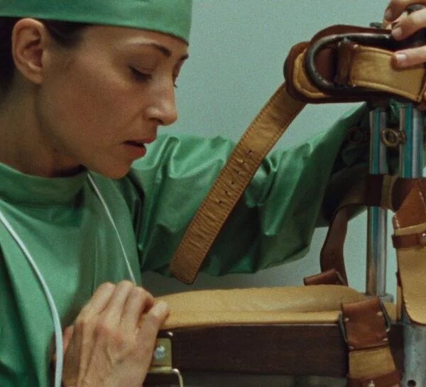 Ann Oren donosi film 'Objet a' sa Aenne Schwarz i Louisom Hofmannom o žudnji i kontroli – film Objet a