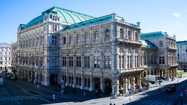 Sezona u Sava centru počinje operom Evgenije Onjegin – Evgenije Onjegin opera