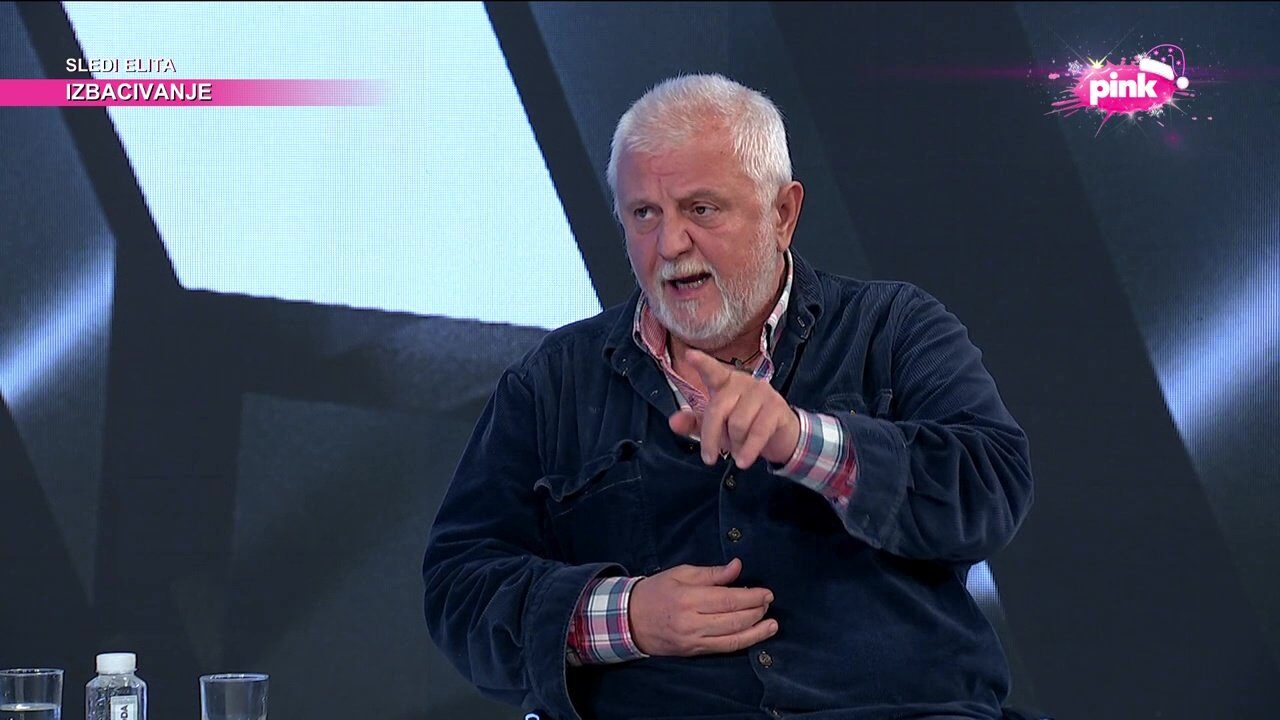 Predrag Gaga Antonijević, Hit Tvit