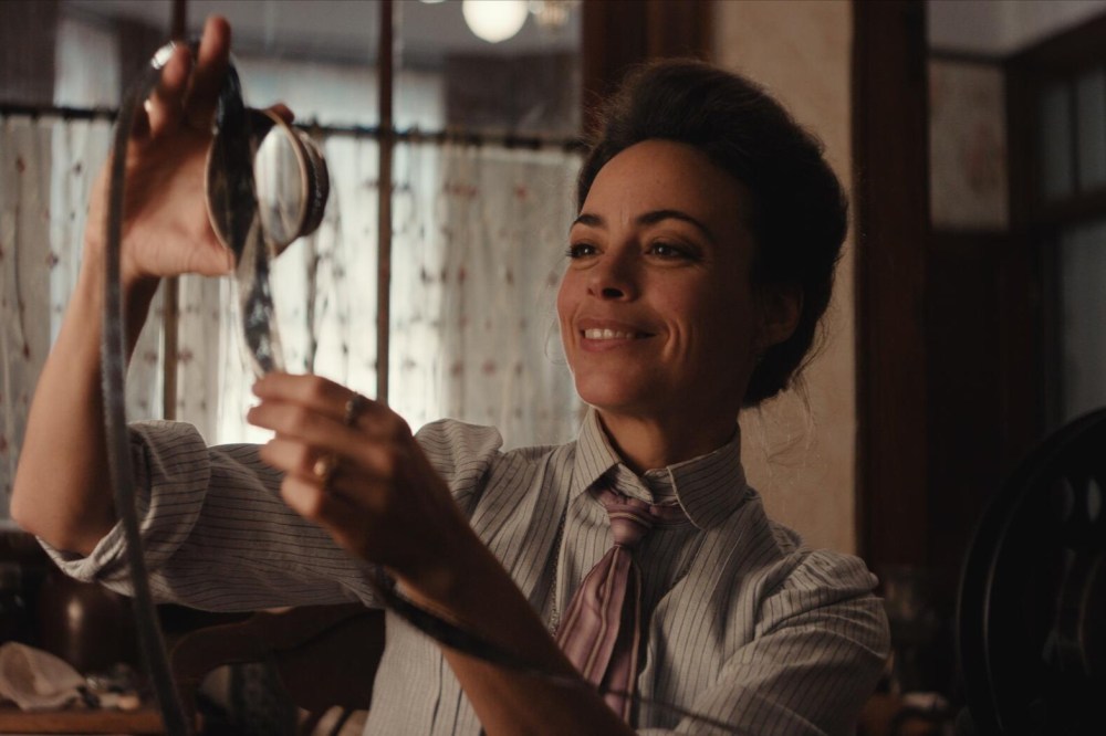 SND preuzima globalnu prodaju serije 'Alice: Pioneer of Cinema' sa Bérénice Bejo u glavnoj ulozi