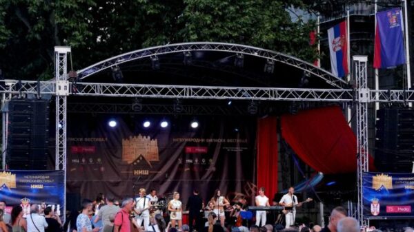 nis, festival