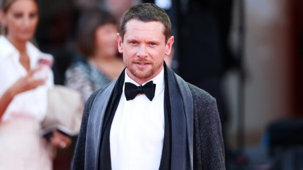 Jack O’Connell na crvenom tepihu Venecije u Dior izdanju Jonathana Andersona