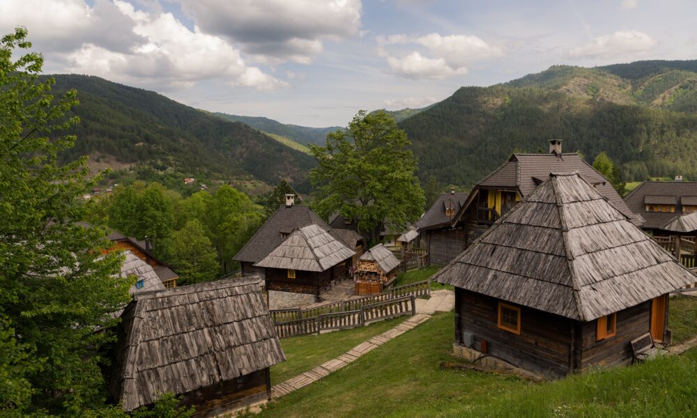 Nastasja Kinski nagrađena na festivalu NAFFIT tokom posete Zlatiboru – Nastasja Kinski na Zlatiboru
