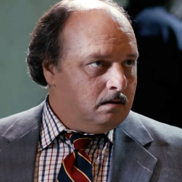 ABC pokušao sitcom spin-off serije 'NYPD Blue', otkazan posle samo jedne epizode – sitcom spin-off NYPD Blue