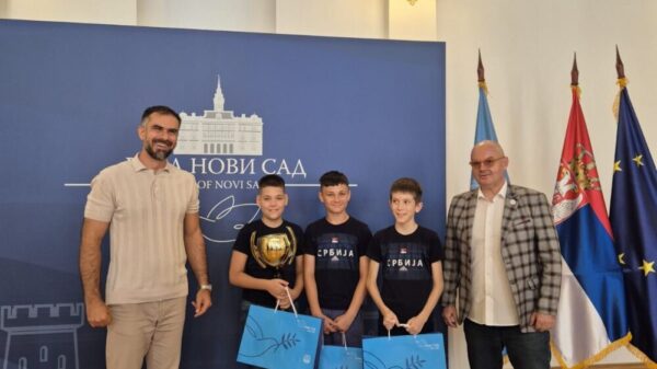 Otvorena izložba u Svilari: Almaški kraj u srcu grada – izložba Srce Grada