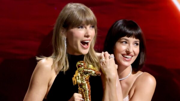 Taylor Swift i Dakota Johnson u 'Patient Zero' koriste Tom Ford ruž koji podiže standarde muzičkih spotova – Patient Zero ruž