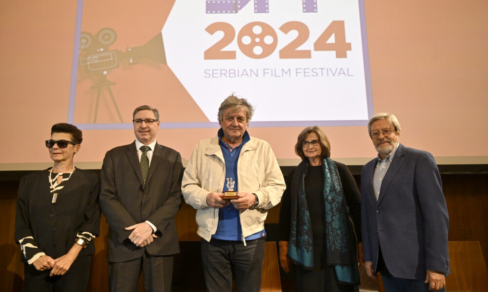 Porodica i migracija u filmu Tunča Davuta „Posečeno drvo“