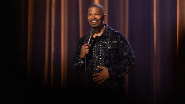 Jamie Foxx lansira Hulu stand-up specijal, povlači granice posle Kevin Hart roasta – Jamie Foxx Hulu stand-up