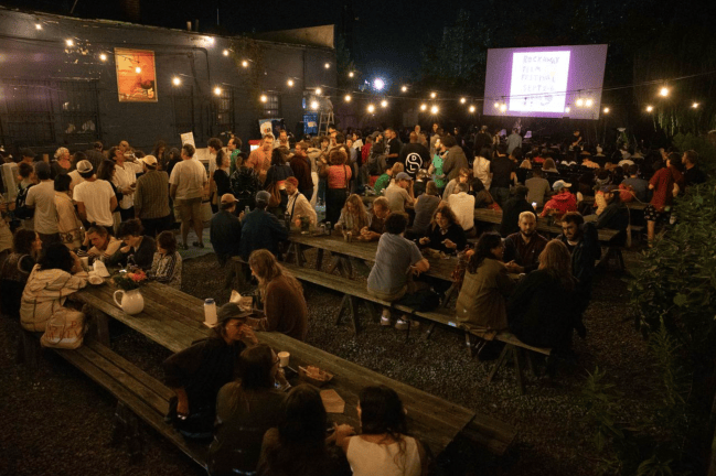 Rockaway Film Festival razvija novi model zajednice za bioskopske projekcije – budućnost bioskopa