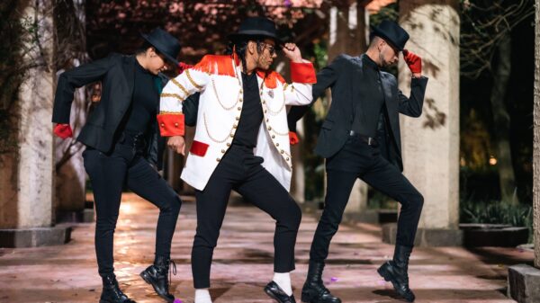 Michael Jackson jakna iz 'Thriller' spota na aukciji, očekuje se rekordna cena (VIDEO) – jakna iz Thriller spota