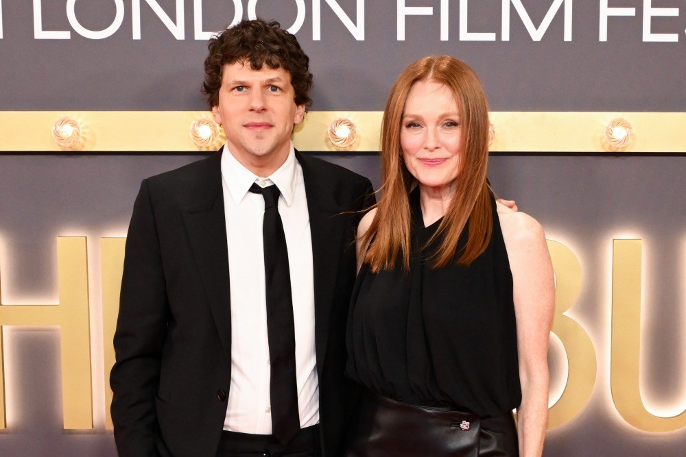 Julianne Moore i Jesse Eisenberg zatvaraju London Film Festival sa 'The Debut'