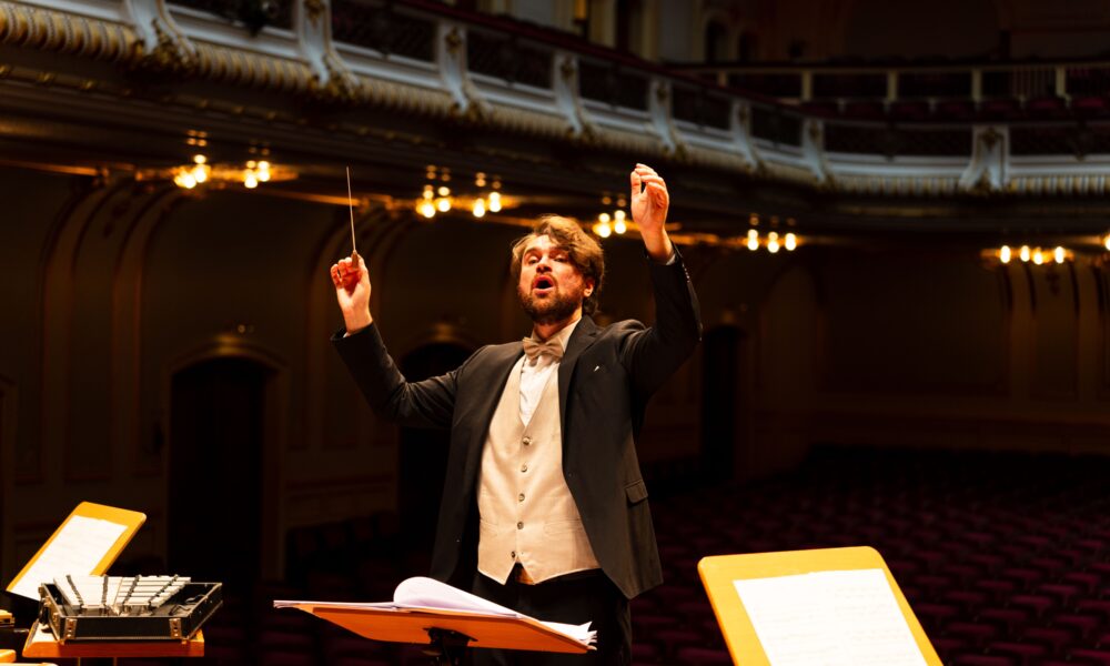Bemus završava koncertom Beogradske filharmonije sa Vondračekom na Kolarcu – koncert Beogradske filharmonije
